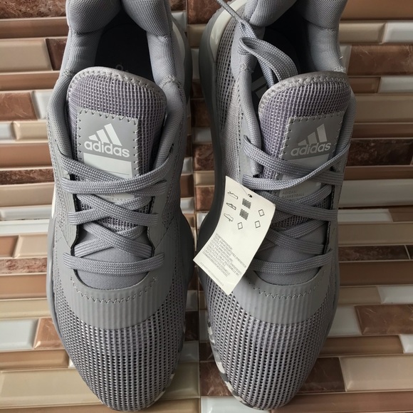 ADIDAS PRO BOUNCE - Picture 6 of 6